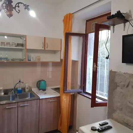 Apartments Eldi Split Exterior photo