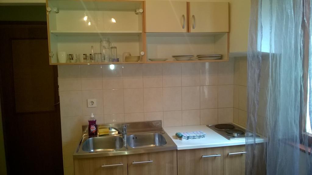 Apartment Eldi *